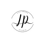 logo lili prada blanco removebg preview